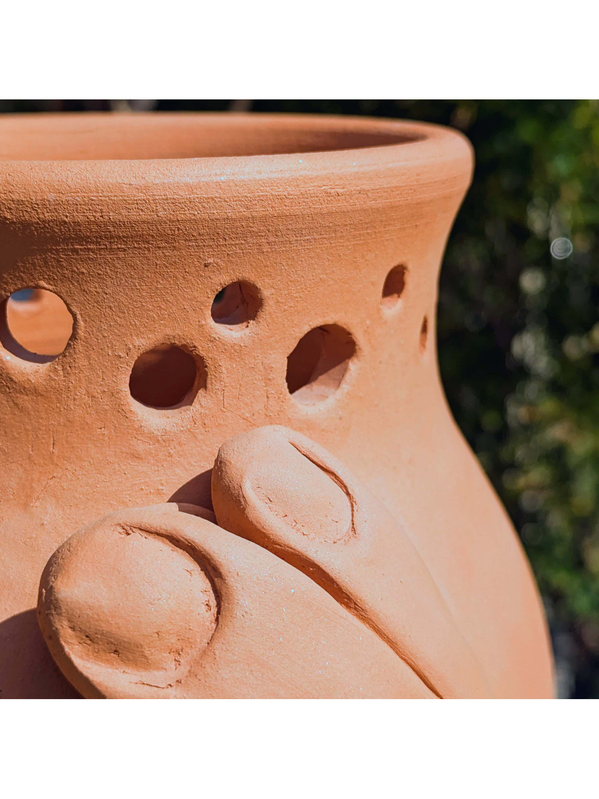 Un Pot en Céramique Unique et Plein de Charme