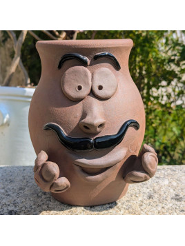 Un Pot en Céramique Unique et Plein de Charme