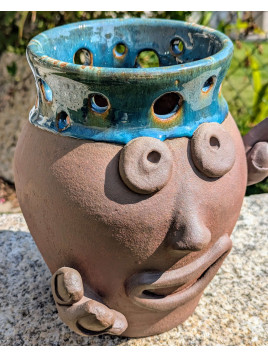 Un Pot en Céramique Unique et Plein de Charme