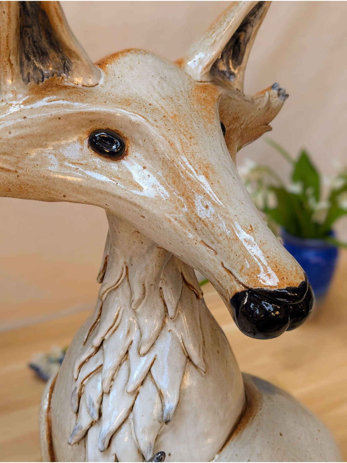Renard modelé à la main